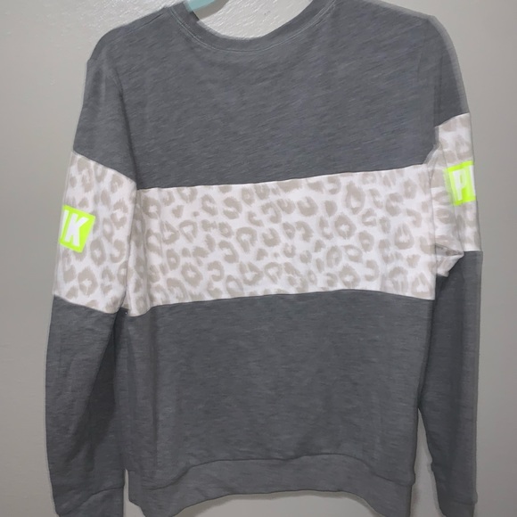 VS PINK Crew - Picture 3 of 6